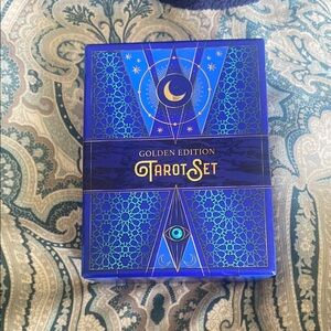 Spencer's Blue and Gold Tarot Deck